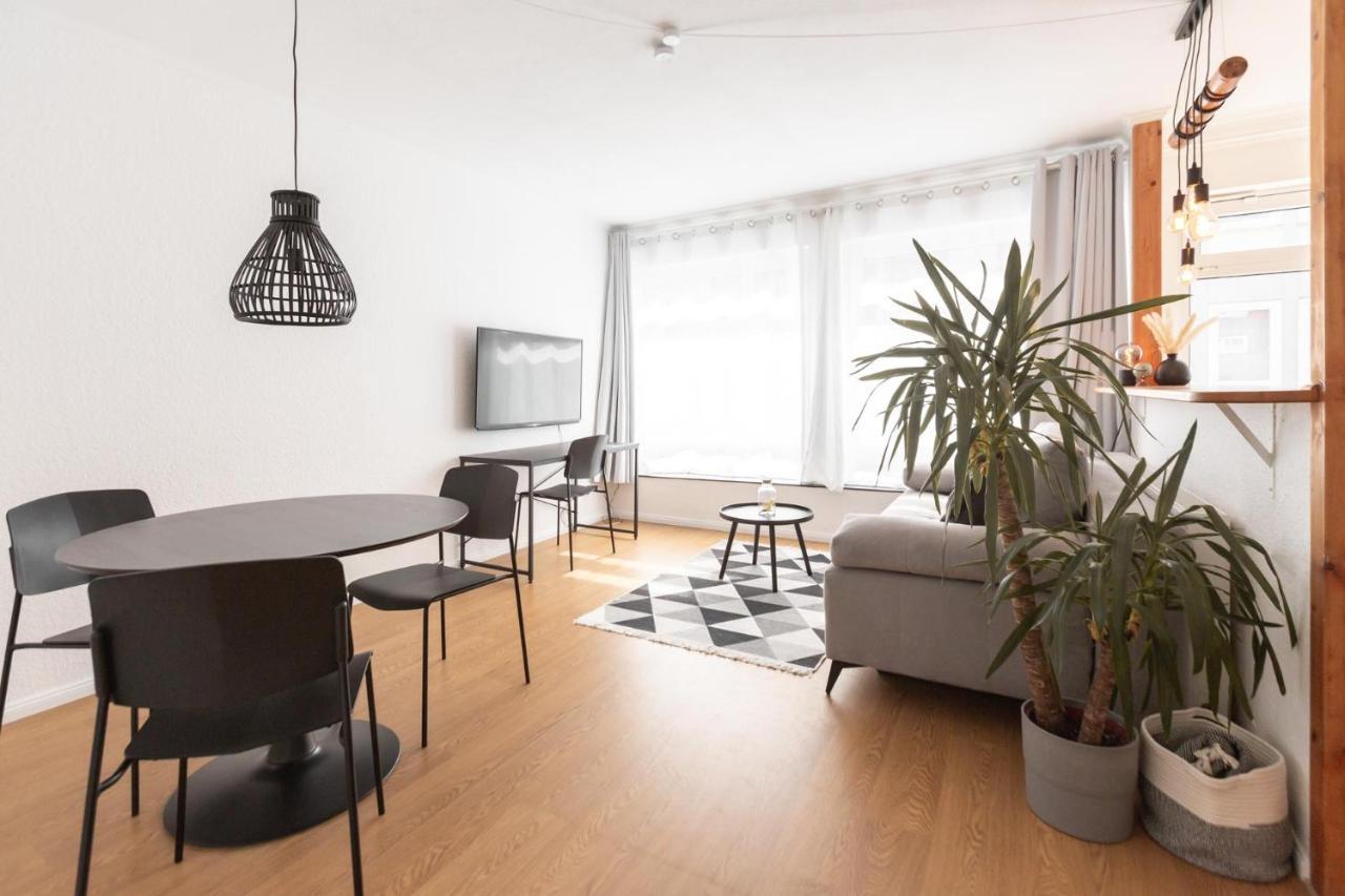 Koje Drei I Zentrales Apartment Mit Parkplatz Bremerhaven Esterno foto