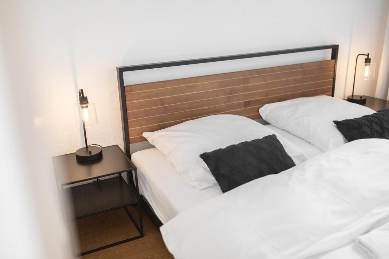 Koje Drei I Zentrales Apartment Mit Parkplatz Bremerhaven Esterno foto