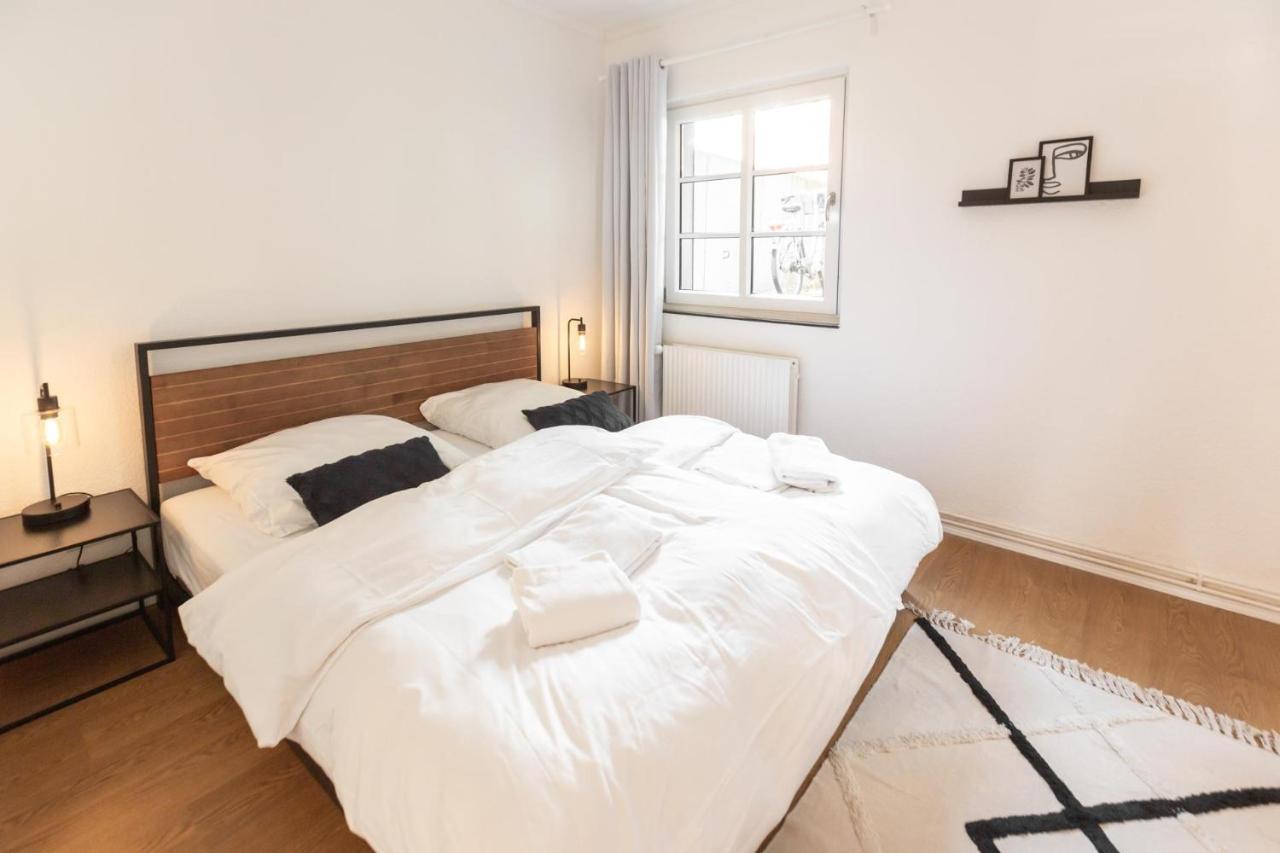 Koje Drei I Zentrales Apartment Mit Parkplatz Bremerhaven Esterno foto